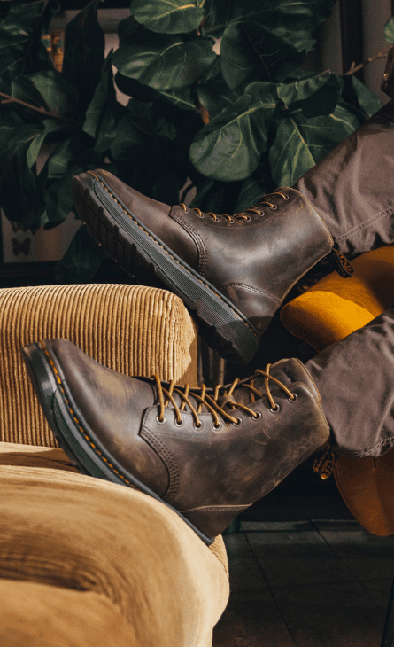 Dr martens hot sale 1910